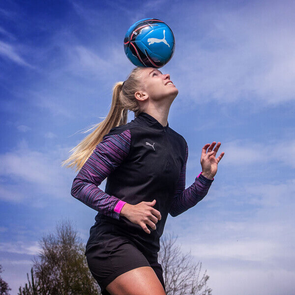 Kika van Es Sports
