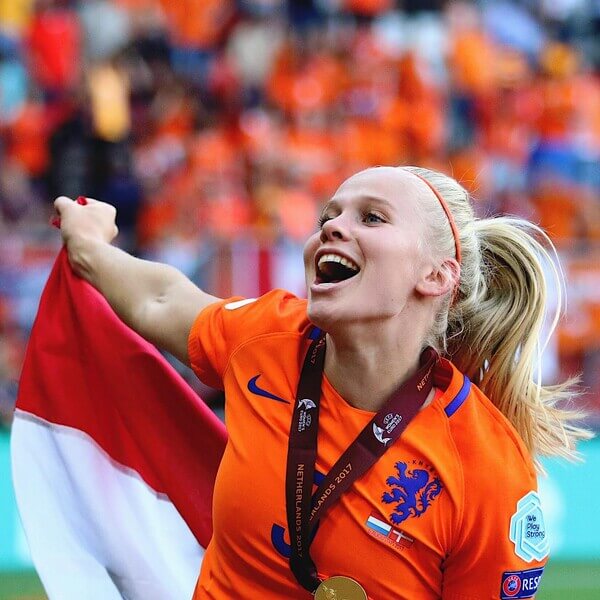 Kika in Oranje